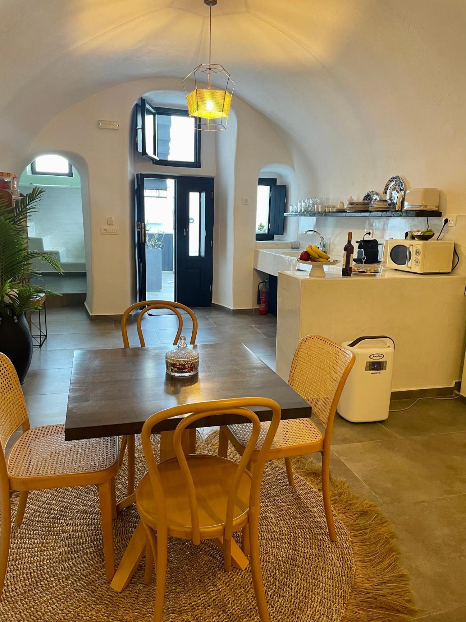 סנטוריני Doukas Caldera Suites מראה חיצוני תמונה